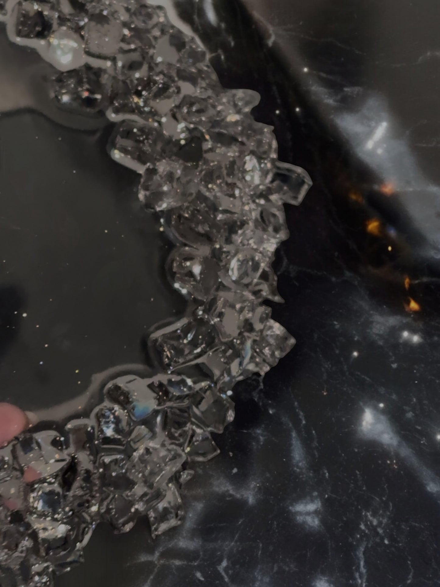 MOLDES BY LD - Pre-Launch, Medium Crystal Edges Mold