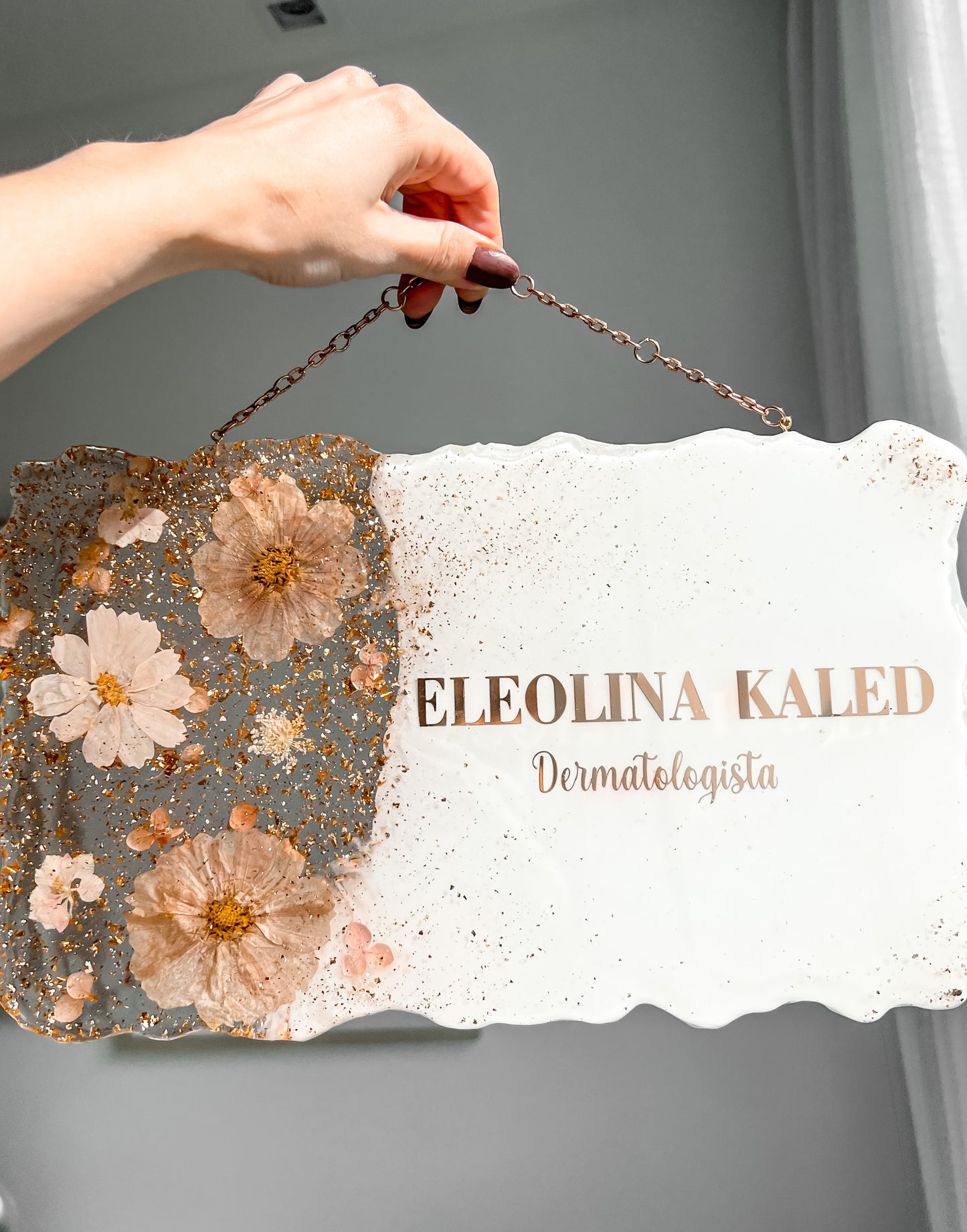 Placa Working com Flores Naturais
