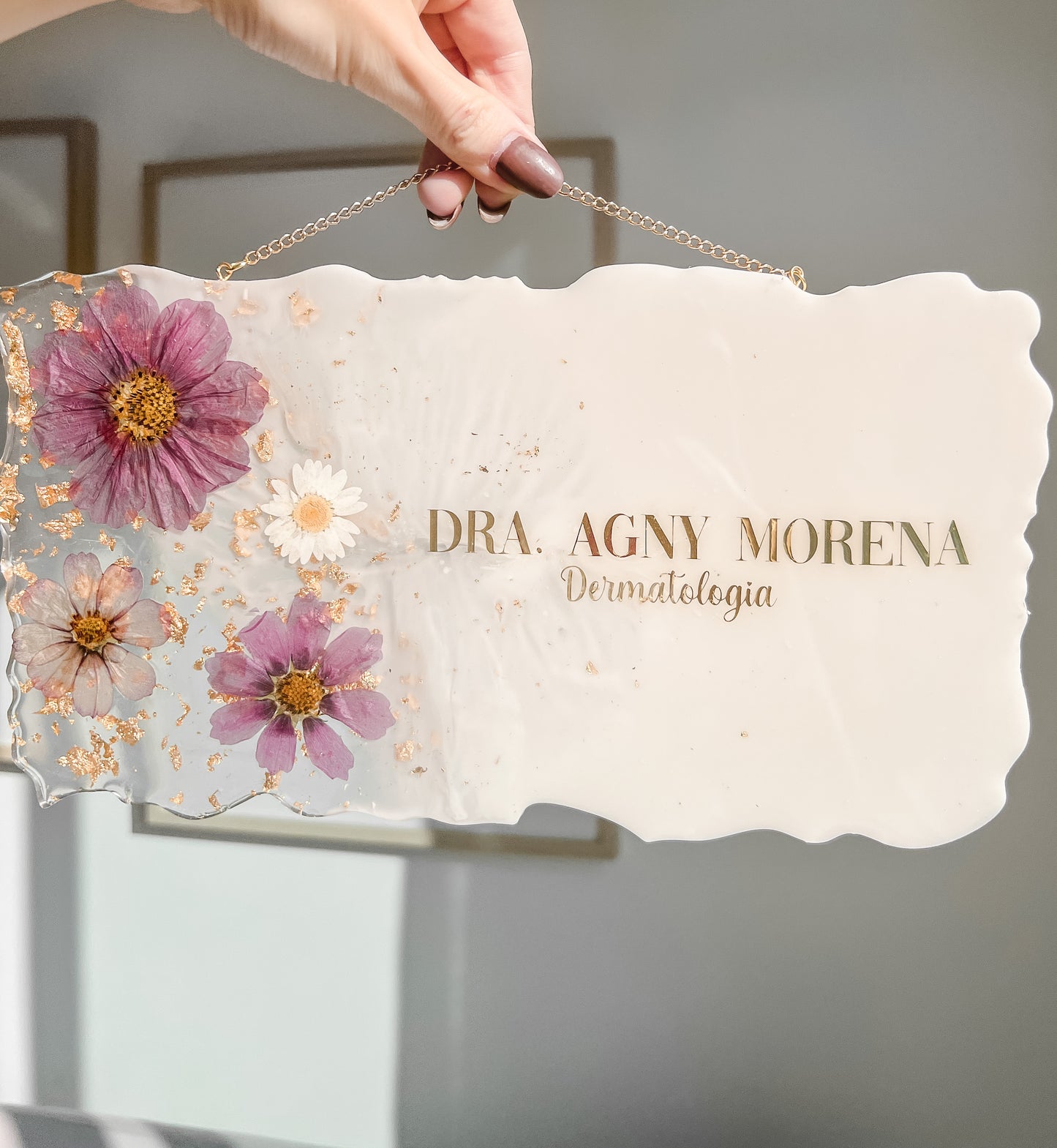 Placa Working com Flores Naturais