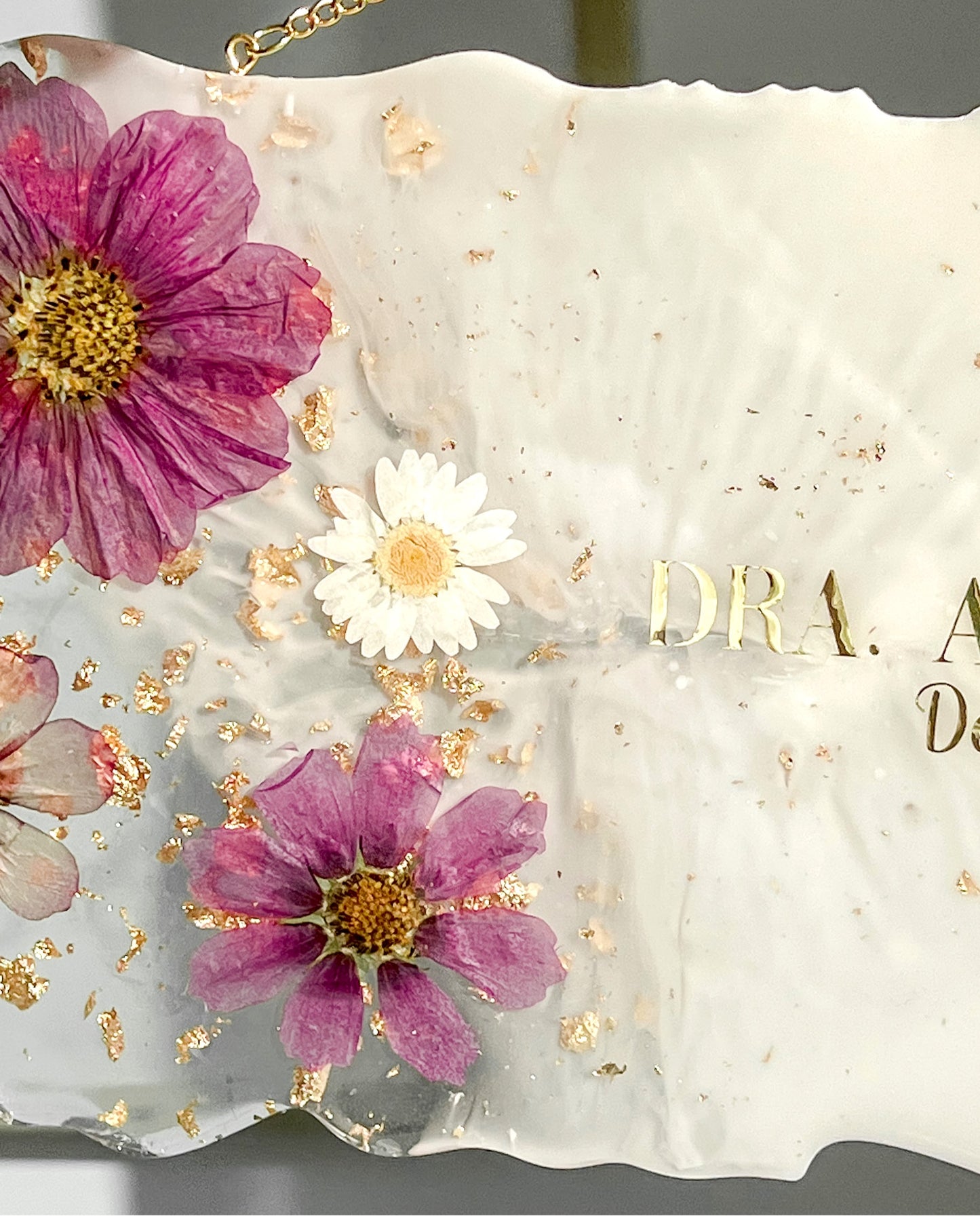 Placa Working com Flores Naturais