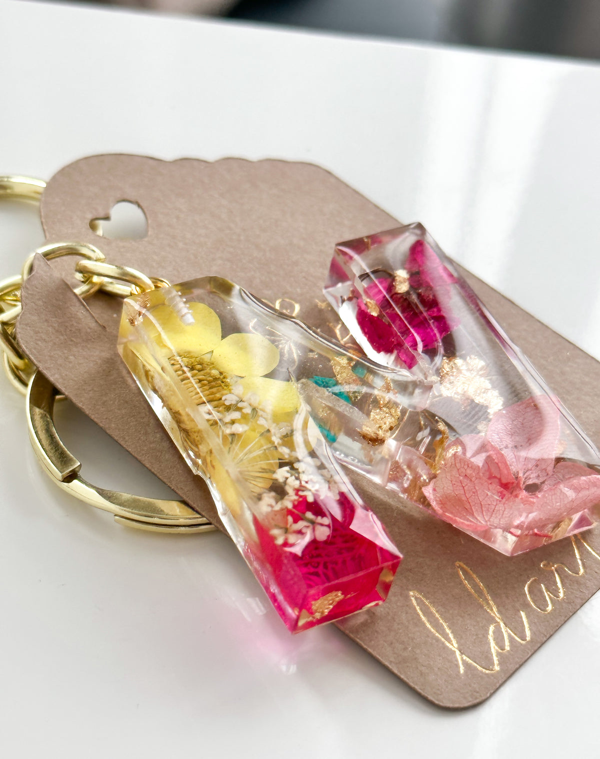 Chaveiro Letra Natural Flowers